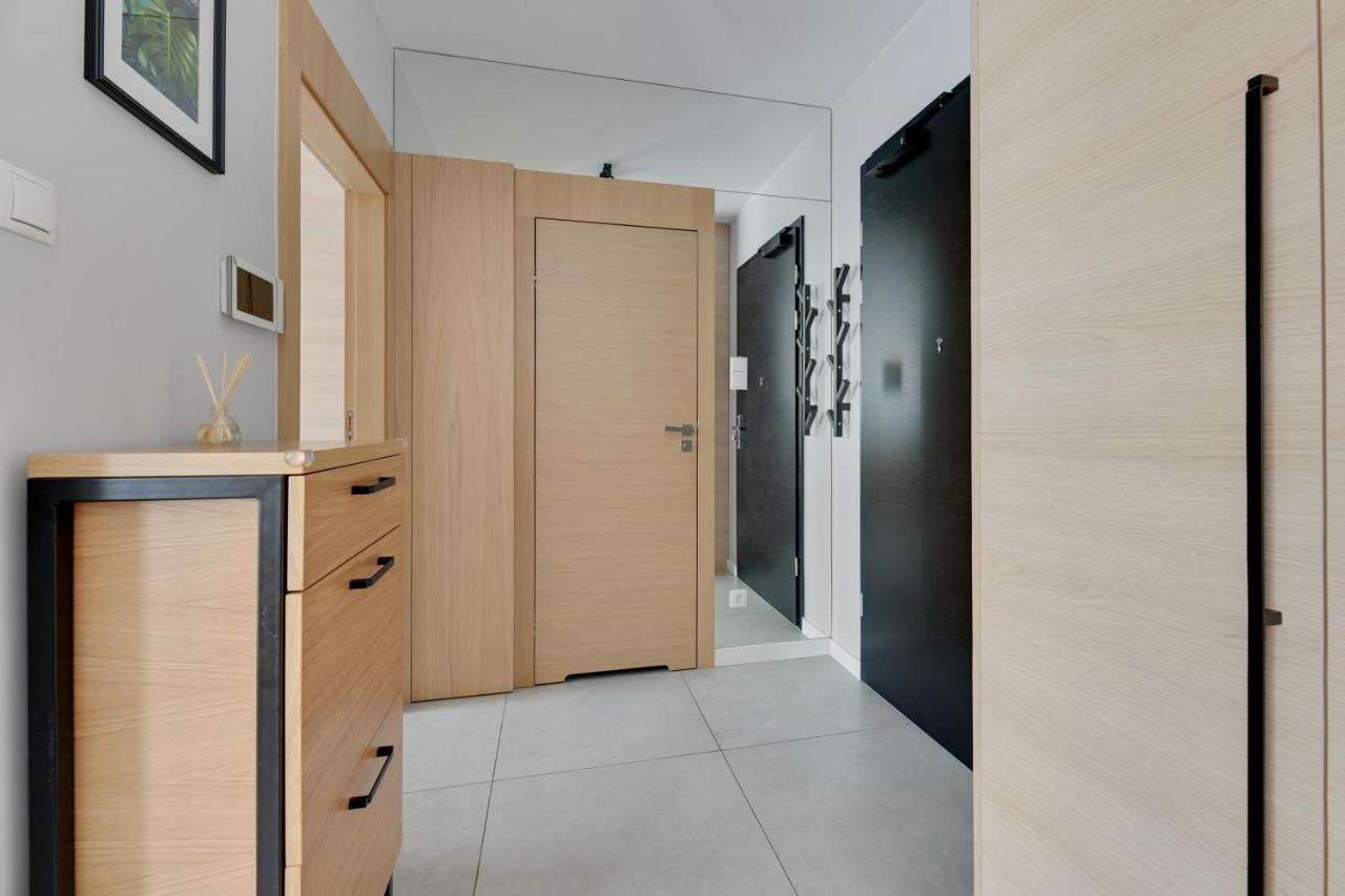 Dom & House - Apartments Okrzei Prime Сопот Экстерьер фото