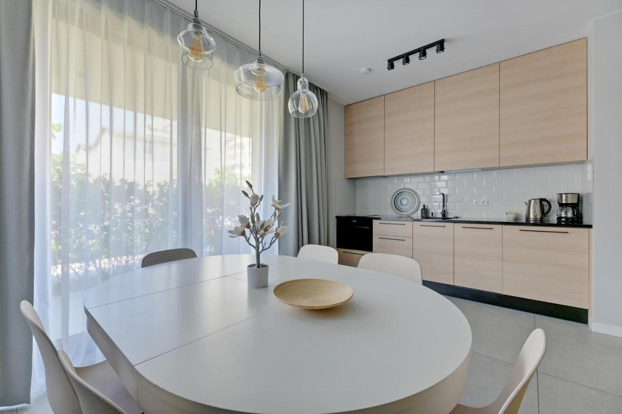 Dom & House - Apartments Okrzei Prime Сопот Экстерьер фото