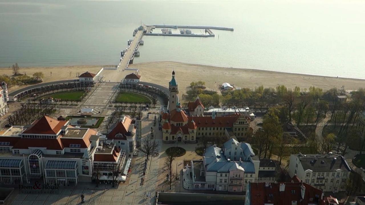 Dom & House - Apartments Okrzei Prime Сопот Экстерьер фото
